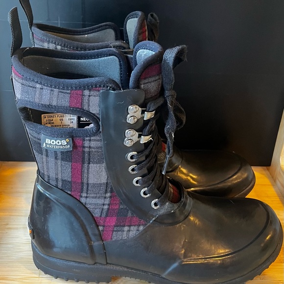 ❄️👢 BOGS Sidney Plaid Waterproof Winter Boots 🖤 Women’s 7 (EU 38) - Picture 1 of 6